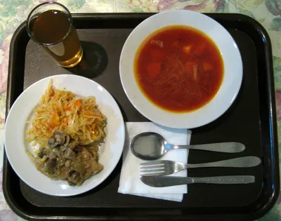 Вкусная еда в столовой на фото: обои для любителей кулинарных шедевров