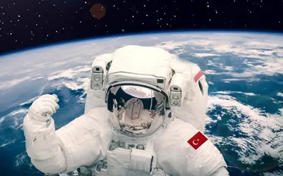 Космонавт в космосе на предпосылке звезд Стоковое Фото - изображение  насчитывающей будущее, армянских: 123856778