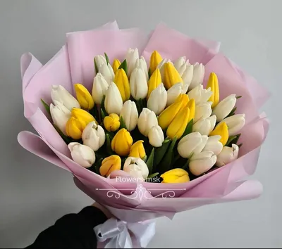 Купить 15 белых тюльпанов в оформлении model №308 в Новосибирске