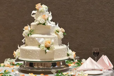 Настоящие шедевры: 16 свадебных тортов, которые удивляют своей красотой