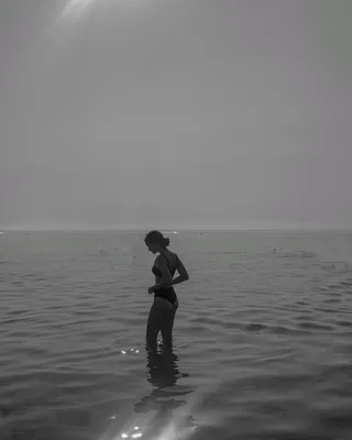 Картинки девушек на море без лица