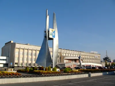 Нижневартовск (аэропорт) — Википедия