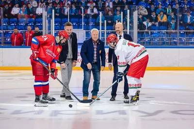 Хоккей: Россия - Финляндия (Прямая трансляция) во Владивостоке 25 мая 2019  в STUDIO