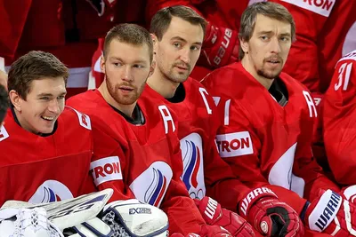 Хоккей России исполняет мечты: Егор Ермухин потренировался со сборной « России 25»