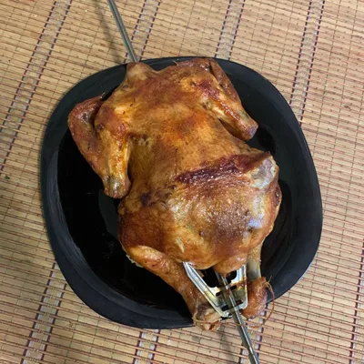 Аппетитная курица гриль на тарелочке…» — создано в Шедевруме