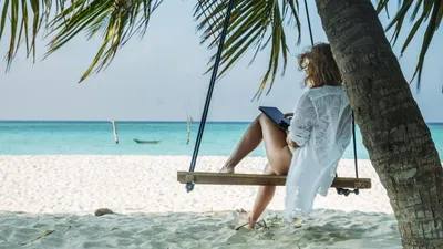 Красивый Вид На Пляж На Мальдивах — стоковые фотографии и другие картинки  Мальдивы - Мальдивы, Пляж, Velassaru - iStock