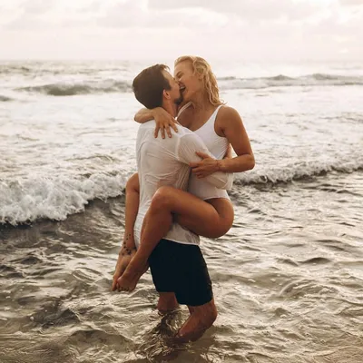 Фотосессия на пляже. Океан. Пара. Влюблённые. Отношения. Любовь. | Couples,  Couple photos, Photo