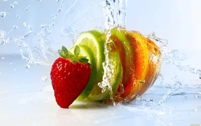 Свежие вкусные ягоды и фрукты - обои на телефон