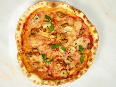 Метровая пицца и скидки на пиццу с собой в ресторане Mario Trattoria
