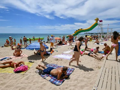 Россиянка описала самый дорогой пляж Евпатории фразой «стало не по себе»:  Мнения: Путешествия: Lenta.ru