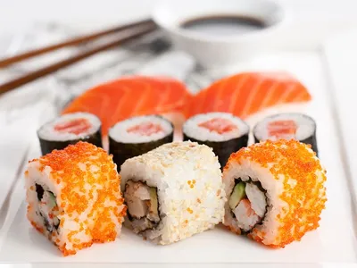 Как правильно есть суши и роллы? | StreetRoll