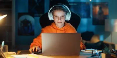 Ребёнок за компьютером: «За» и «Против»