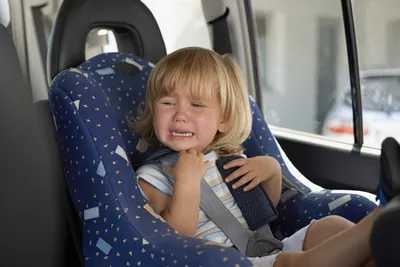 Ребенок в машине: самые необычные способы обозначить это