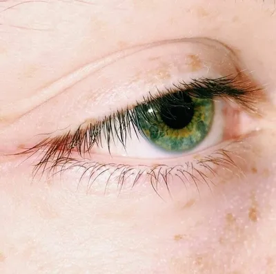 Грустные зеленые глаза - 78 фото