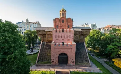 Золотые ворота во Владимире. Stock Photo | Adobe Stock