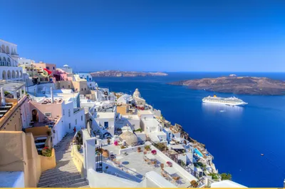 Красивые острова Греции - Syros, Кикладов Редакционное Фото - изображение  насчитывающей курорт, пестроткано: 74640476