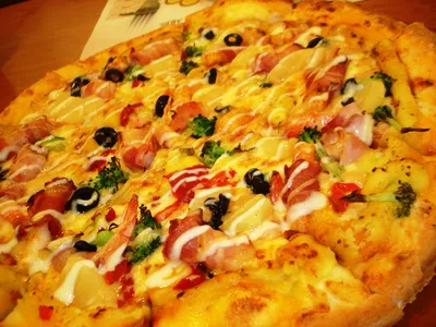 Купить фотообои пицца две красивые 776529679 в интернет-магазине  zakagioboi.ru