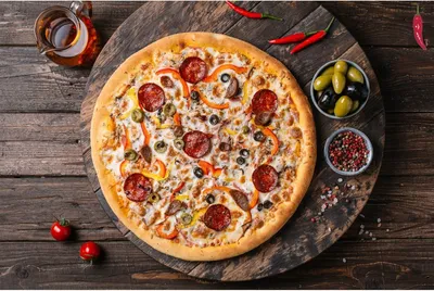 Красивая пицца» — создано в Шедевруме