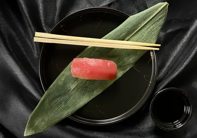 Wasabi sushi - Самые популярные виды икры в японской кухне 😎 ⠀ Суши и  роллы — это не только вкусно, но и красиво. И в этом сушистам часто  помогает икра. Маленькие ярко-красные