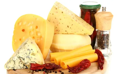 Красивый фон с разными типами вкусным сыра, грецких и винограда Вид сверху  Стоковое Фото - изображение насчитывающей лакомка, моццарелла: 168463338