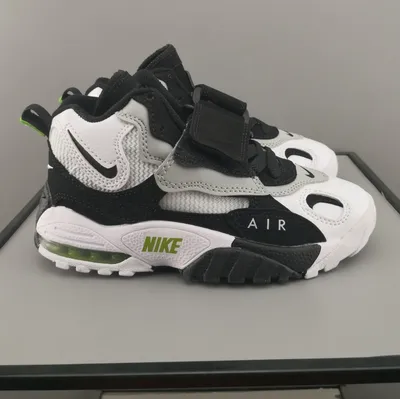 Детские спортивные кроссовки Nike Sportswear Air Max Speed Turf XZ черные -  купить по цене 5490 руб. в Москве