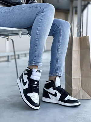 Кроссовки женские Nike Wearallday черный/черный цвет — купить за 3799 руб.  со скидкой 50 %, отзывы в интернет-магазине Спортмастер