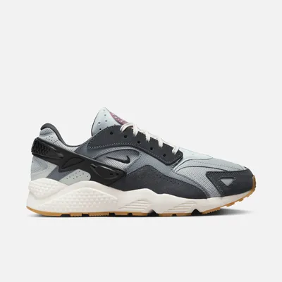 Amazon.com | Nike Air Huarache Men's Shoes Size 8 | Road Running