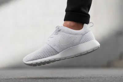 Nike Roshe Run Review: The Shoe that Everyone Wanted - SNEAKER STYLE GUIDE