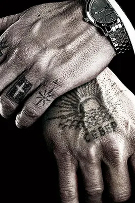 Наколка \"Север\" на руке: символ силы и выносливости - tattopic.ru