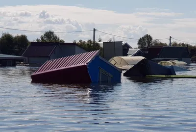 Мертвый сезон. Черноморское побережье Кубани пережило второе за лето  наводнение. Разрушены трассы, сотни домов подтоплены, тысячи людей остались  без электричества — Новая газета