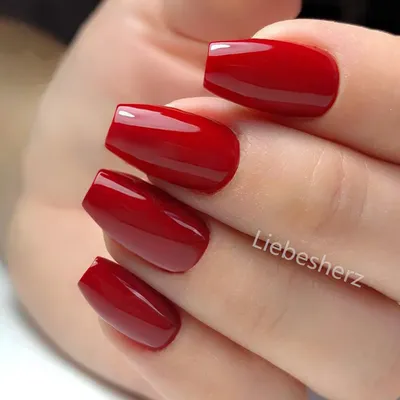 Маникюр. Дизайн ногтей - Красные ногти со снежинками | Facebook