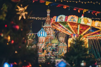 Стало известно, кто и как спасёт Новый год в России | ForPost