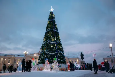 Традиции и обычаи Нового года: как проходит празднование в России и других  странах