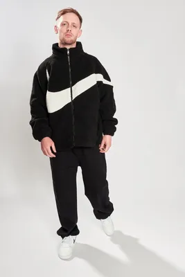 Зимняя куртка NIKE Windrunner PrimaLoft® FB8185-010 для мужчин, цвет:  Чёрный - купить в Киеве, Украине в магазине Intertop: цена, фото, отзывы