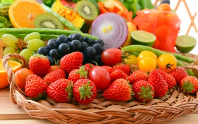 Игра на магнитах \"Фрукты, овощи, ягоды\" 24шт - купить с доставкой по  выгодным ценам в интернет-магазине OZON (178875607)