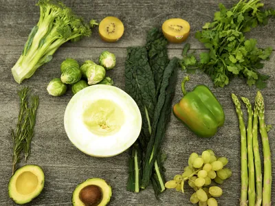 На заметочку✓ ⠀ Зелёные овощи🥬 ▪️Они полезнее овощей другого цвета. ▪️В  них нет калорий. ▪️Они нейтрализуют закисление организма. ⠀ 💚ПОЛЬЗА:  Зелёные... | By Phoenix Smart Diets - доставка здоровой и полезной еды -  Кременчуг | Facebook
