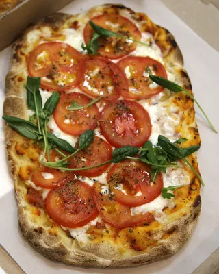 Римская пицца Маргарита - естественное брожение 48 часов от ТК «Что надо» |  Доставка по России | для HoReCa, АЗС, кейтеринг, ритейл