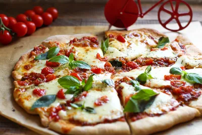 4 идеи, как сделать пиццу Маргарита – Пицца Школа