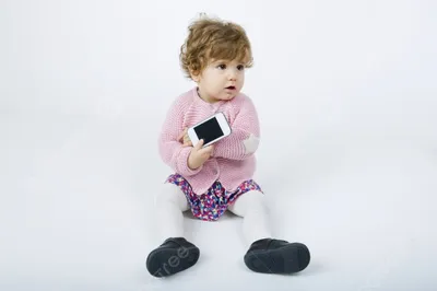 Опасная связь: ученые доказали вредность мобильных телефонов для детей |  Статьи | Известия