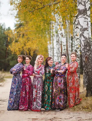 Русские народные костюмы из платка для коллективов