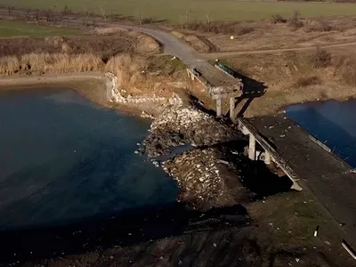 Северо-Крымский канал наполняется днепровской водой - YouTube