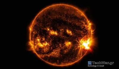 Космический аппарат обнаружил на Солнце загадочное явление, которое  ускоряет солнечный ветер