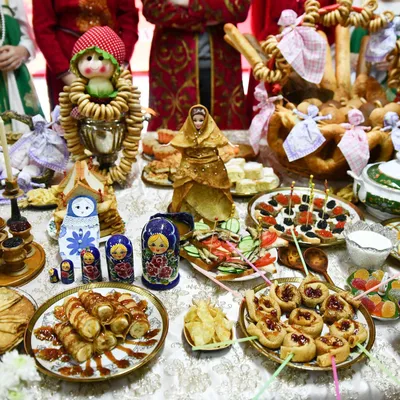 стол на масленицу, еда, русское чаепитие, угощения на масленицу, идеи  накрыть стол на масленицу, Свадебное агентство Москва