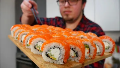 суши ролл с едой внутри, 3d визуализация иллюстрации ролл суши  изолированные 3d иллюстрации японские суши объект, Hd фотография фото фон  картинки и Фото для бесплатной загрузки
