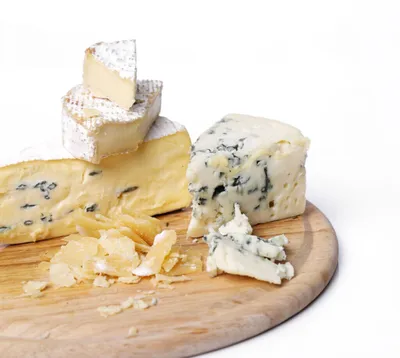 Сыр Монт Блю с голубой благородной плесенью 50% 100г - купить с доставкой |  Интернет-магазин Добрянка