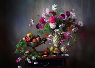 Осенний натюрморт с цветами и фруктами.... Фотограф Миронова Мила