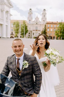 Wedding photographer Katerina Luksha - очень веселая свадьба Даши и Димы  👌🏻 . . . тот момент, когда бы сама с радостью затусила бы с ребятами 😅 |  Facebook