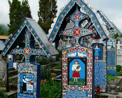 Самое \"весёлое\" кладбище в мире | Пикабу