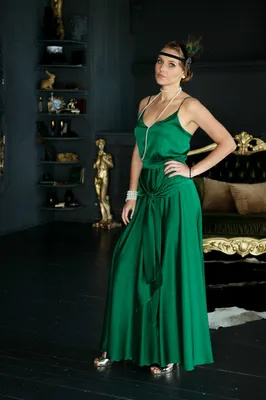 Этим летом носите зеленое платье Zara, как у принцессы Дианы | Vogue Russia
