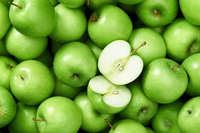 Зеленые яблоки Семеренко весовые (средний вес: 1200 г) - купить с доставкой  в Ростове-на-Дону - STORUM